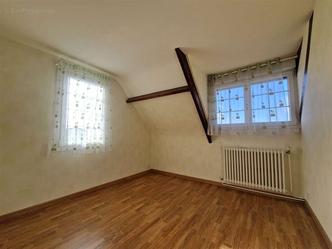 Maison à LA MADELEINE-DE-NONANCOURT