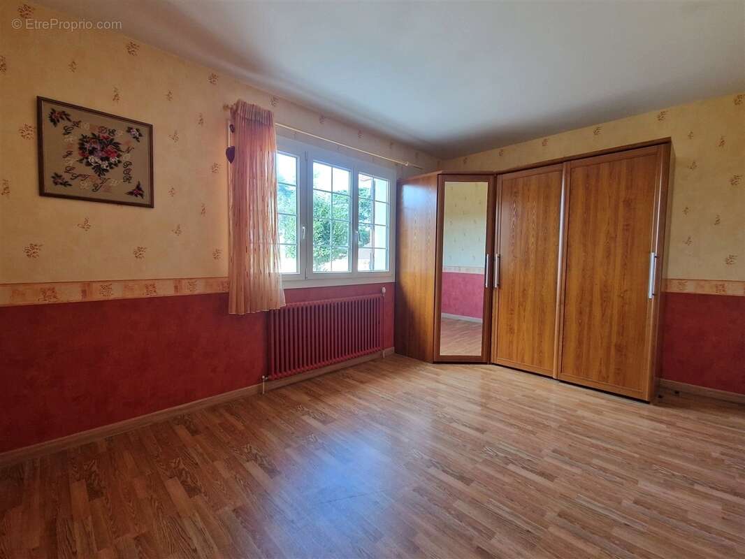 Maison à LA MADELEINE-DE-NONANCOURT