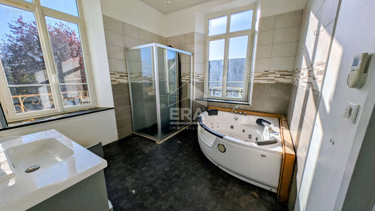 Maison à GUERCHEVILLE