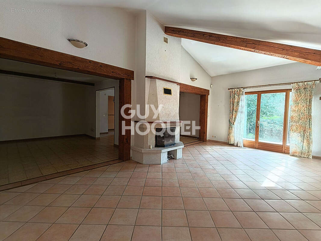 Maison à CAUMONT-SUR-DURANCE