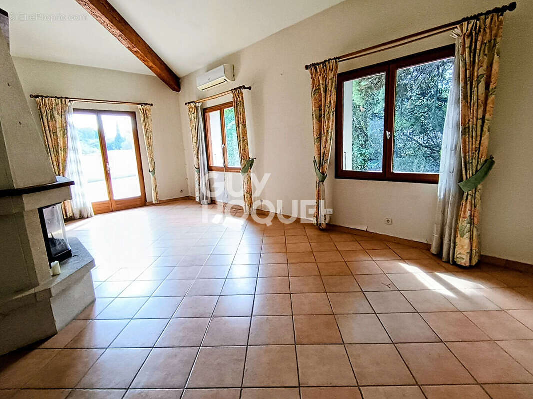 Maison à CAUMONT-SUR-DURANCE