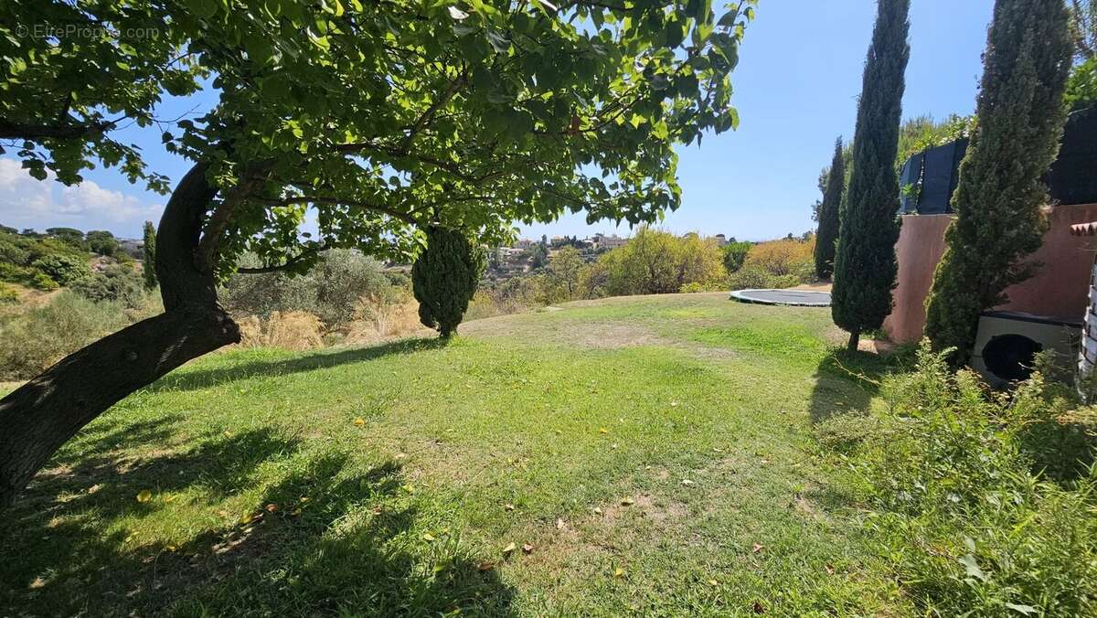Maison à CAGNES-SUR-MER