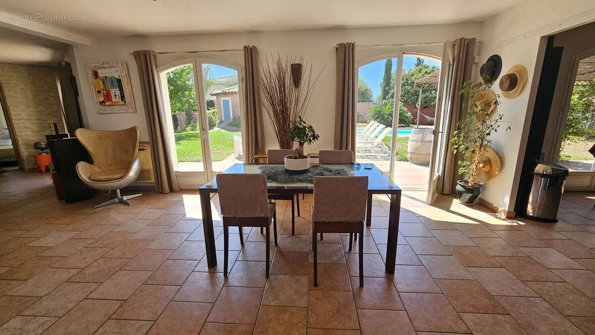 Maison à CAGNES-SUR-MER