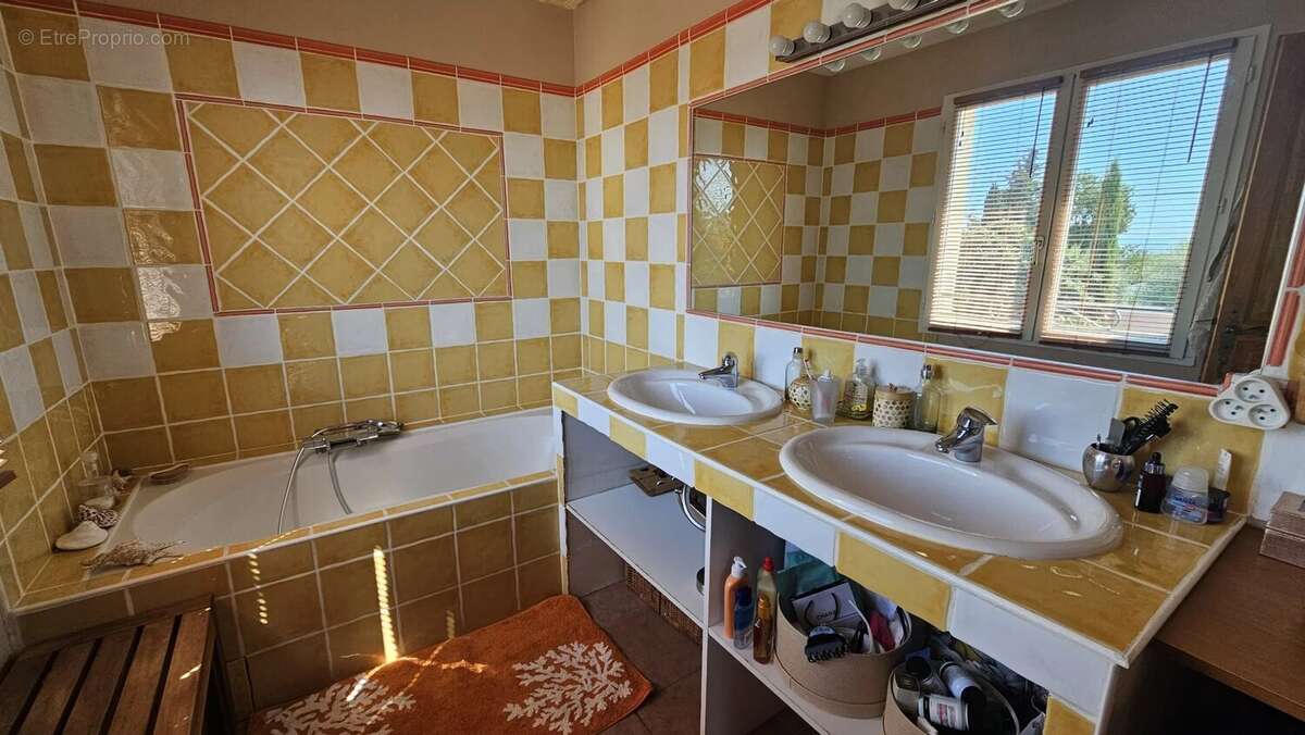 Maison à CAGNES-SUR-MER