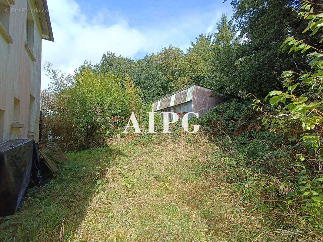 Maison à MELLIONNEC