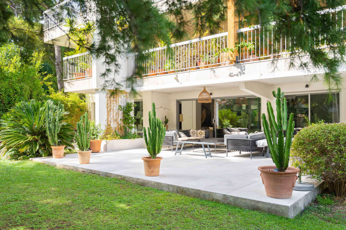 Photo 8 - Appartement à MARSEILLE-8E