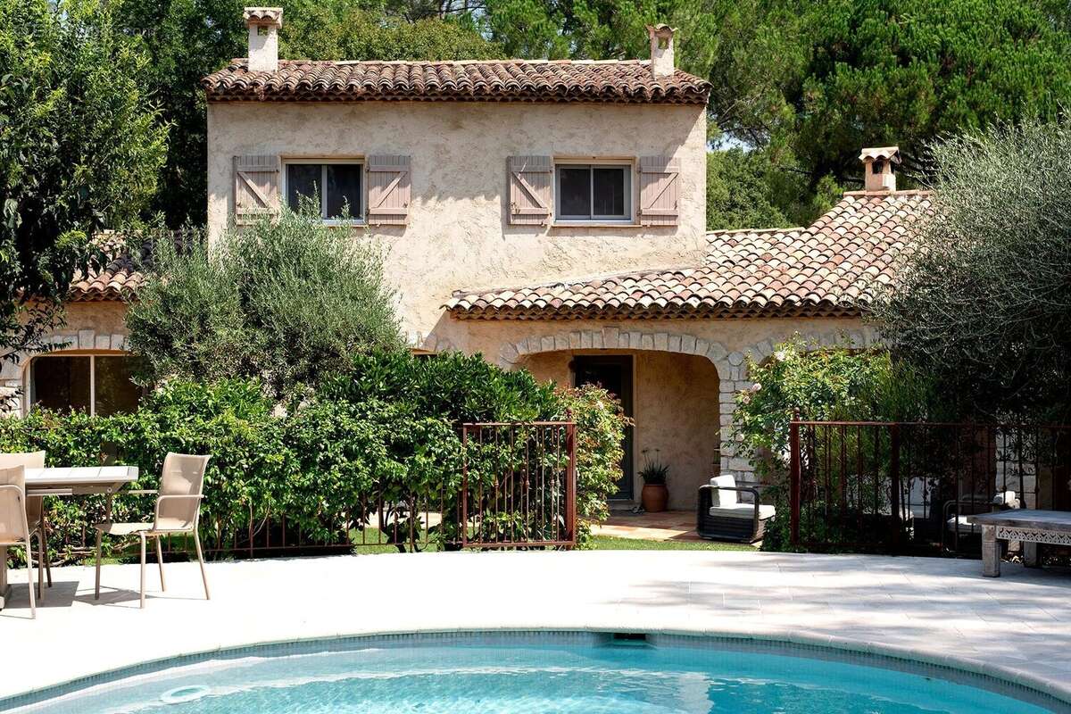 Maison à ROQUEFORT-LES-PINS