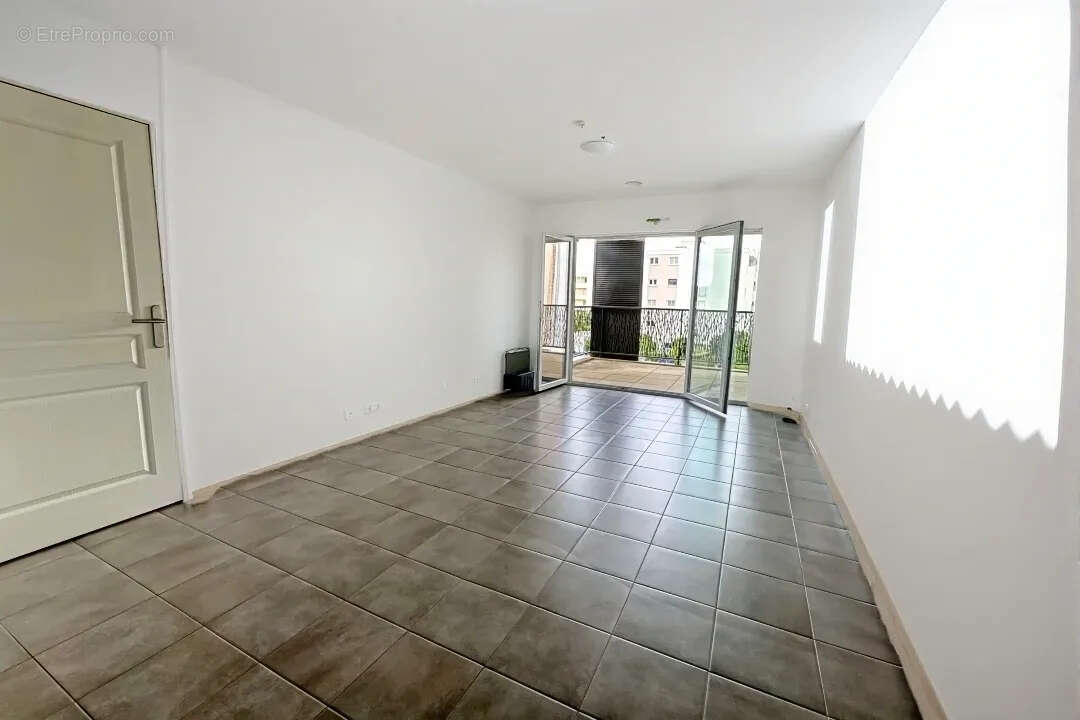 Appartement à FREJUS