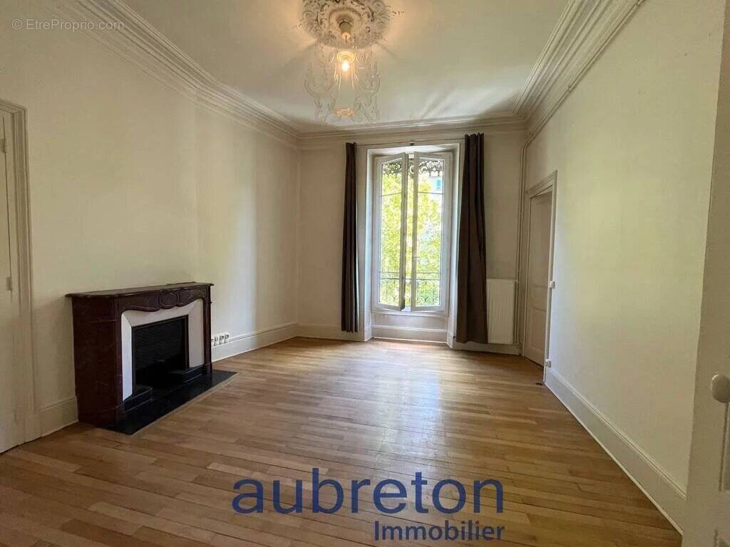 Appartement à GRENOBLE
