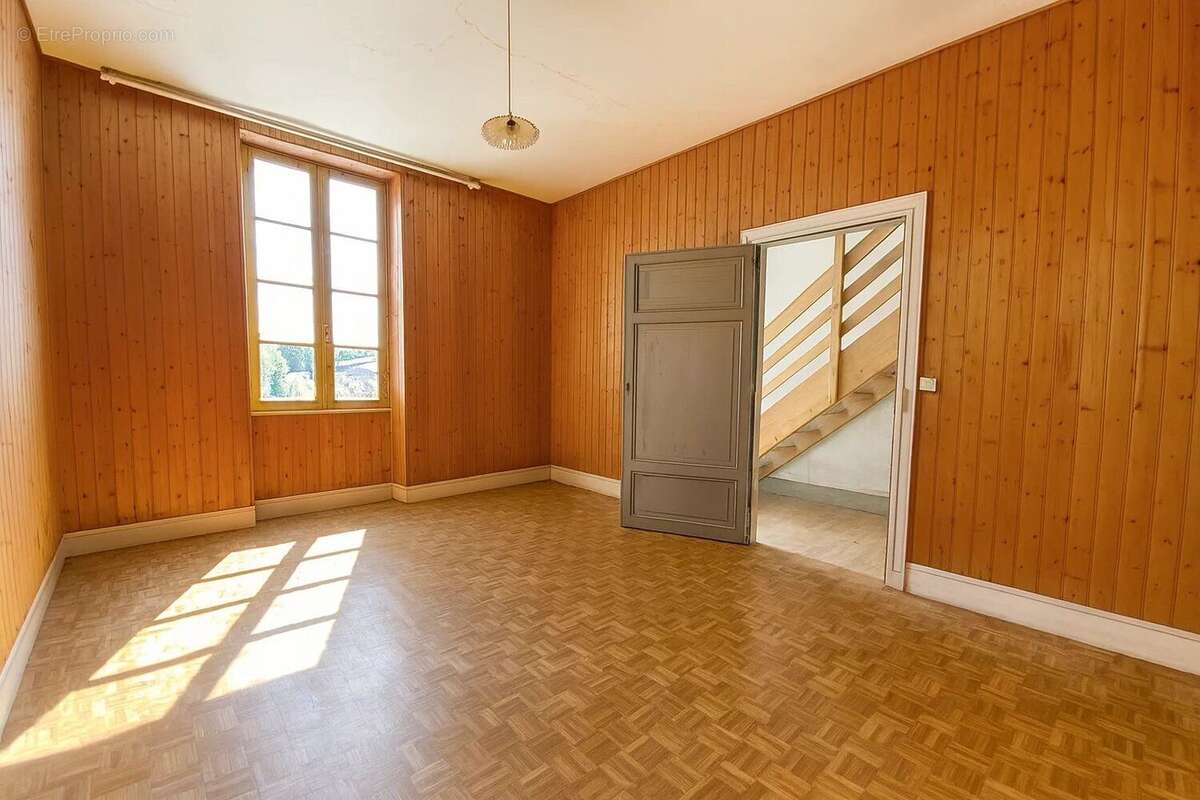 Maison à VILLENEUVE-SUR-LOT