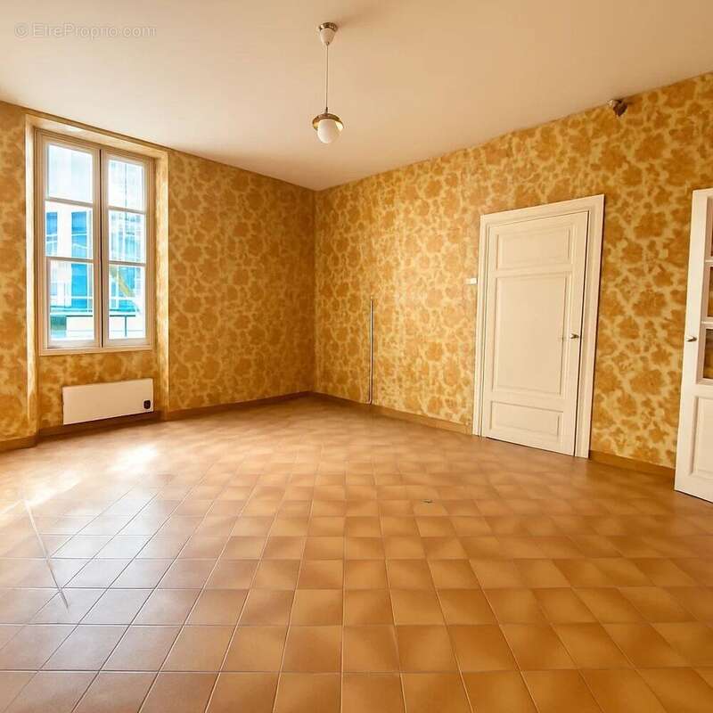 Maison à VILLENEUVE-SUR-LOT