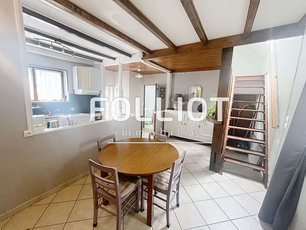 Maison à SAINTE-HONORINE-DES-PERTES