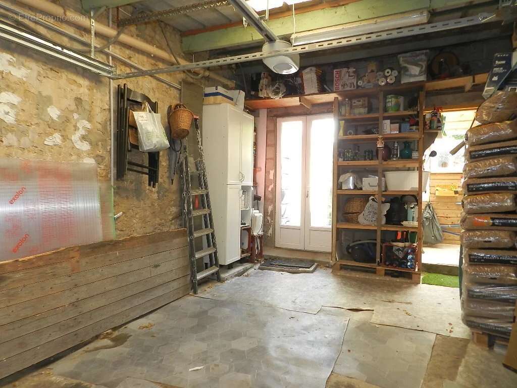 Maison à SAINT-PIERRE-SUR-DIVES