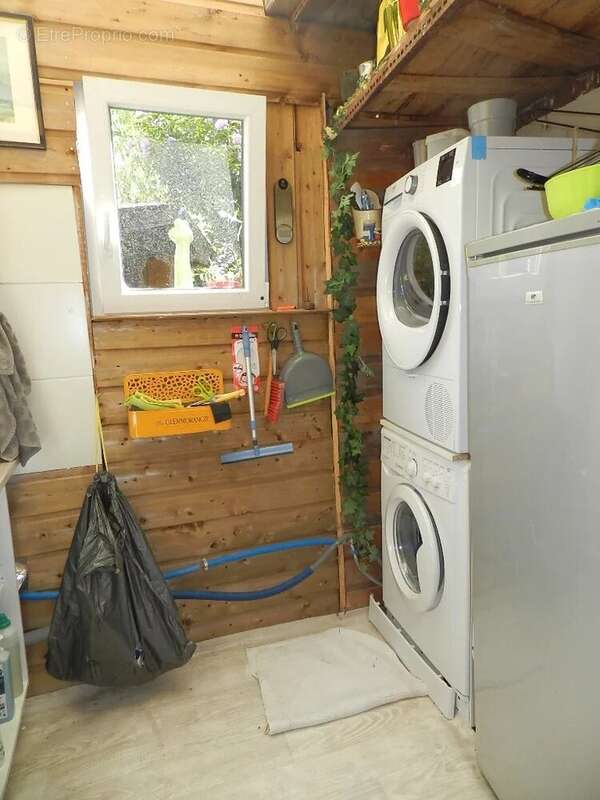 Maison à SAINT-PIERRE-SUR-DIVES