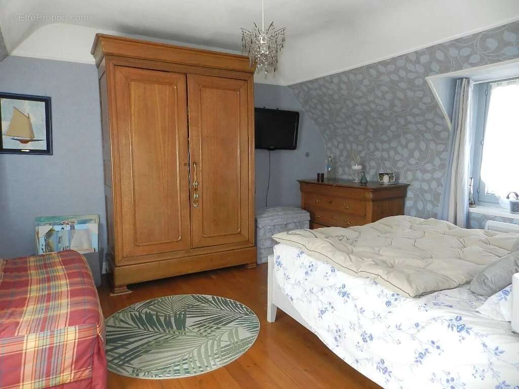 Maison à SAINT-PIERRE-SUR-DIVES