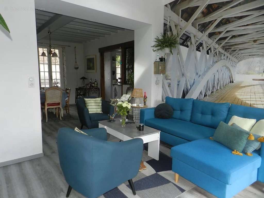 Maison à SAINT-PIERRE-SUR-DIVES