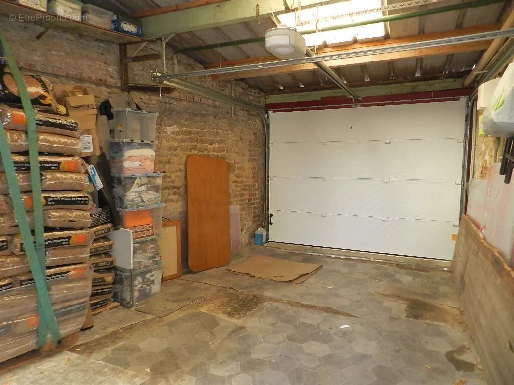 Maison à SAINT-PIERRE-SUR-DIVES