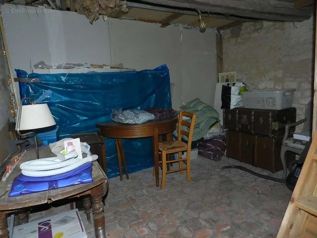 Maison à SAINT-PIERRE-SUR-DIVES