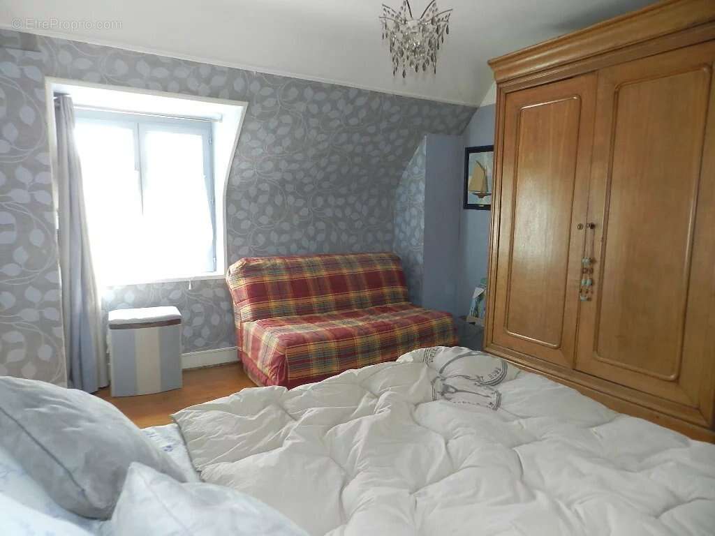 Maison à SAINT-PIERRE-SUR-DIVES