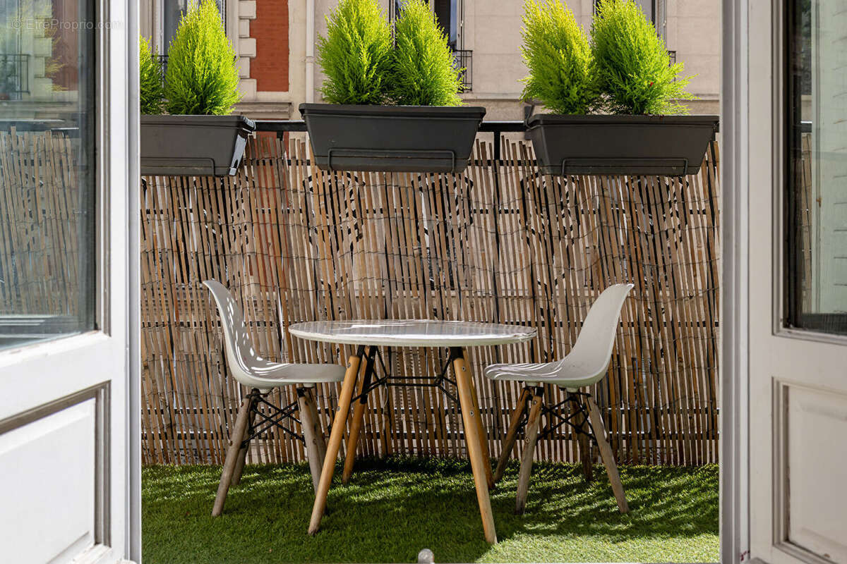 Appartement à PARIS-17E