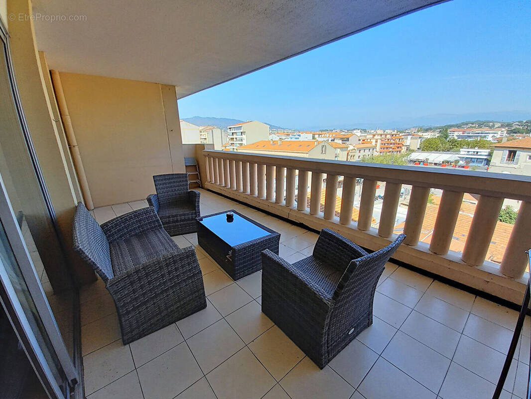Appartement à CANNES