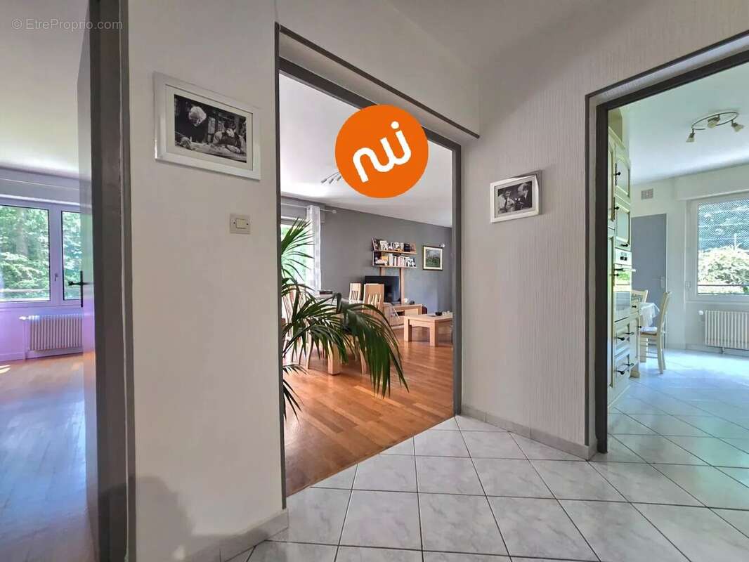 Appartement à TASSIN-LA-DEMI-LUNE