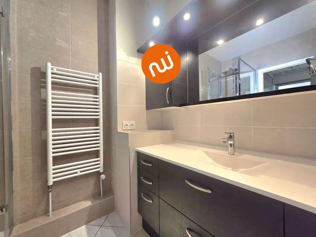 Appartement à TASSIN-LA-DEMI-LUNE