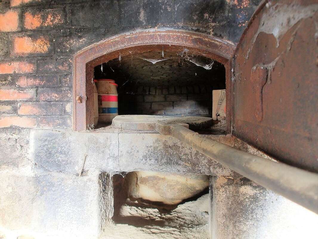 Maison à SAINT-MERD-LA-BREUILLE