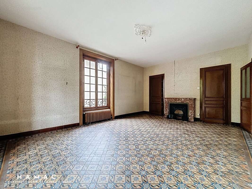 Maison à SAINTE-FOY-LES-LYON