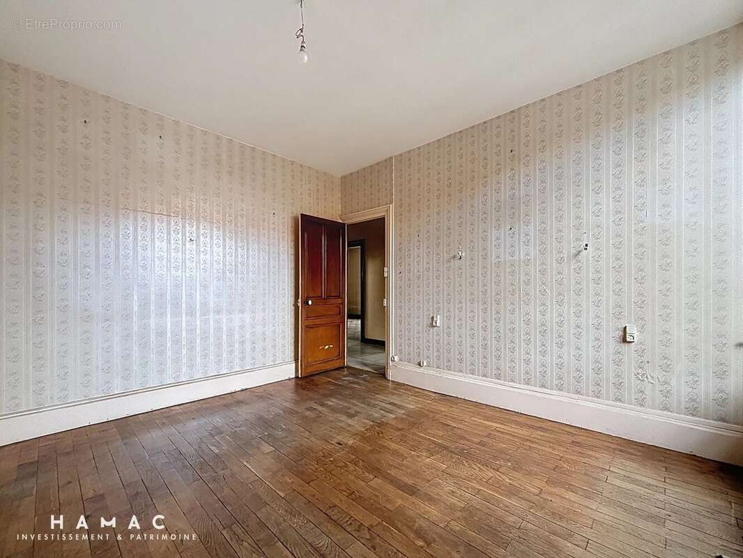 Maison à SAINTE-FOY-LES-LYON