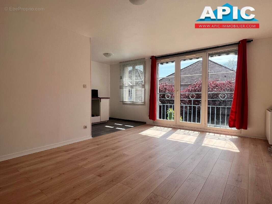 Appartement à SAINT-BRICE-SOUS-FORET