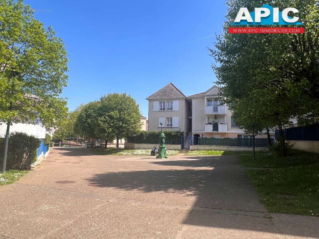 Appartement à SAINT-BRICE-SOUS-FORET