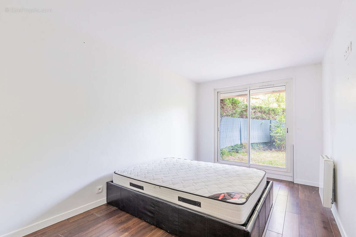 Appartement à VERRIERES-LE-BUISSON