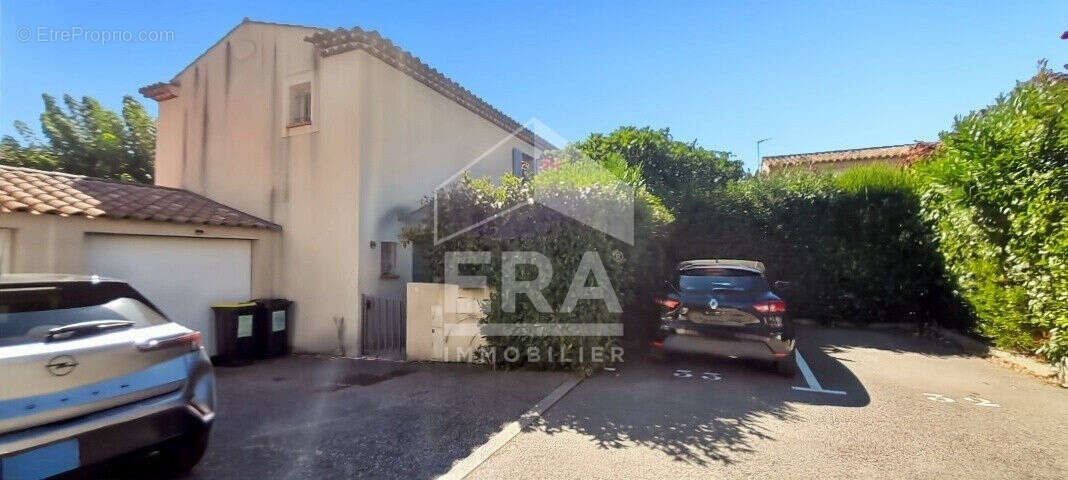 Maison à SAINT-REMY-DE-PROVENCE