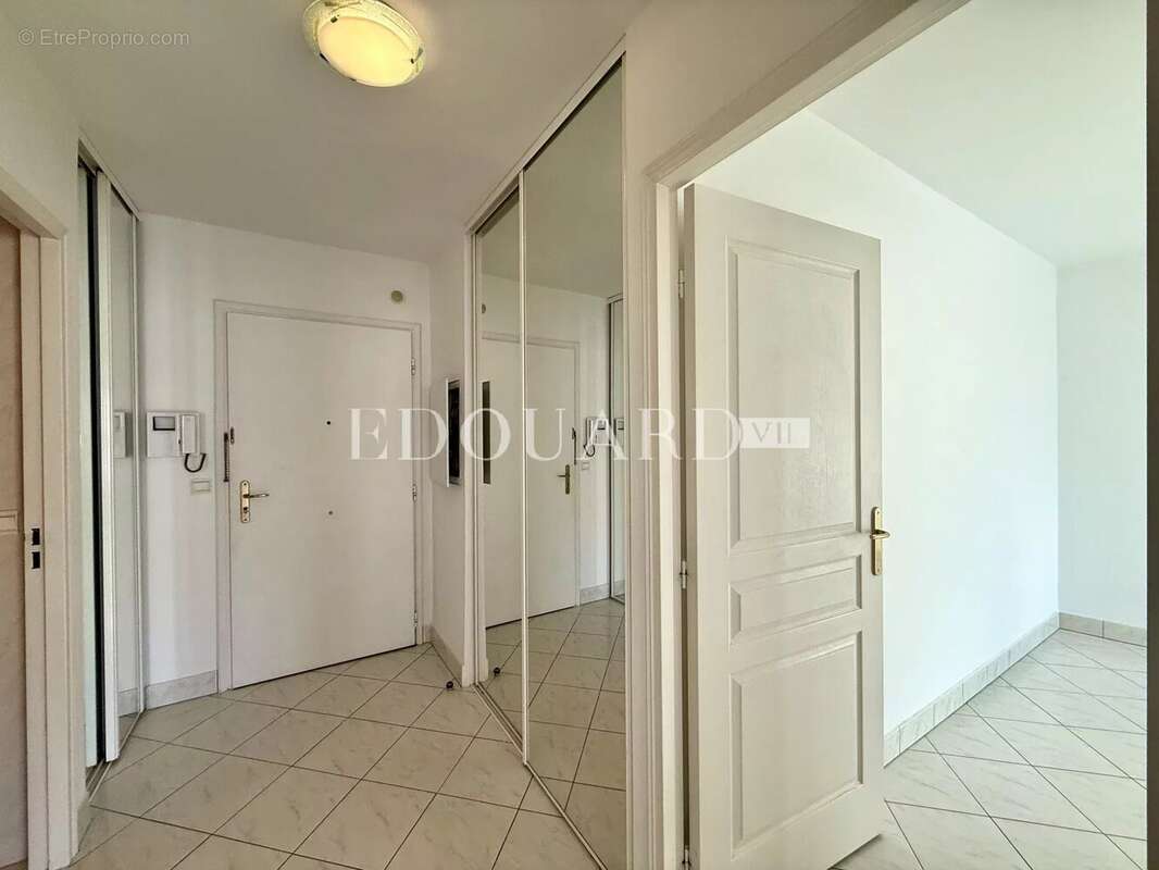 Appartement à MENTON