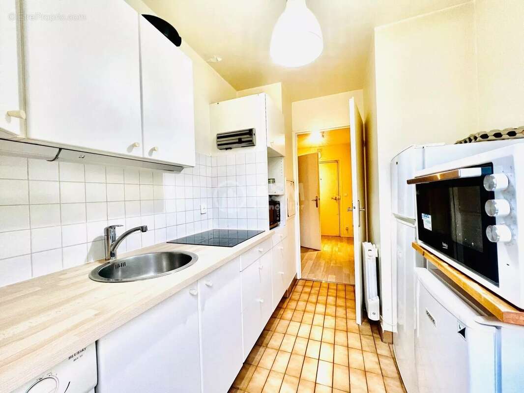 Appartement à COURBEVOIE