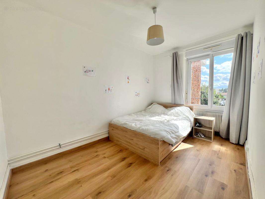 Appartement à ESSEY-LES-NANCY