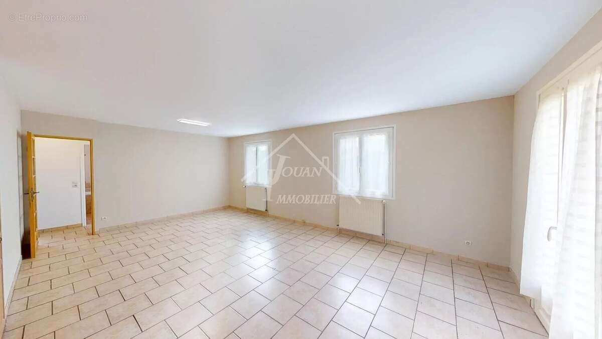 Maison à BELLERIVE-SUR-ALLIER