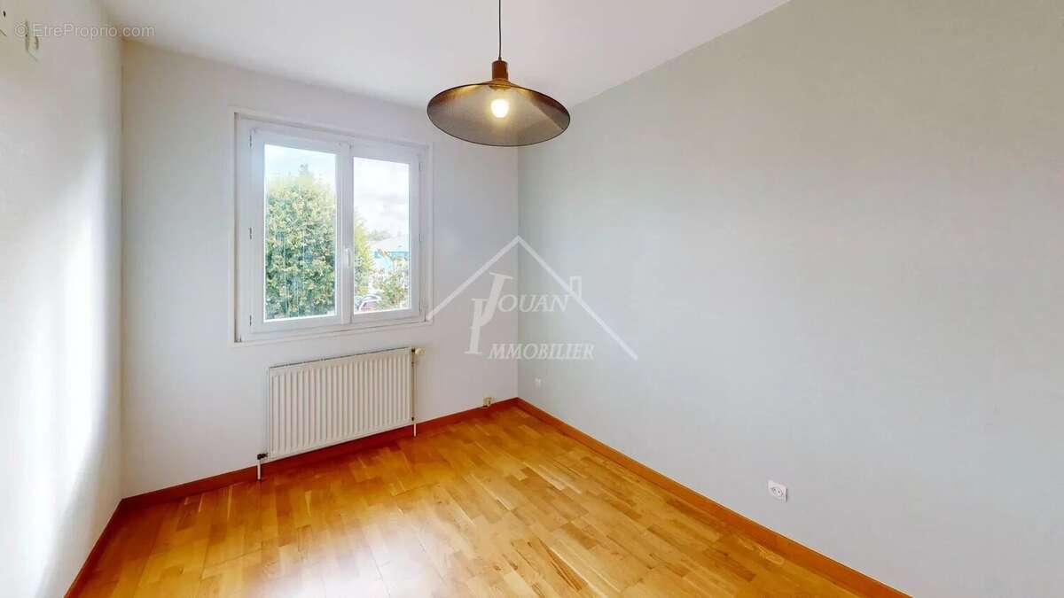 Maison à BELLERIVE-SUR-ALLIER