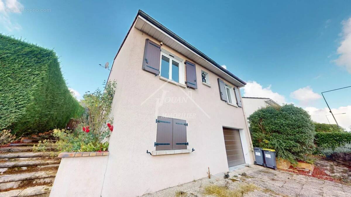 Maison à BELLERIVE-SUR-ALLIER