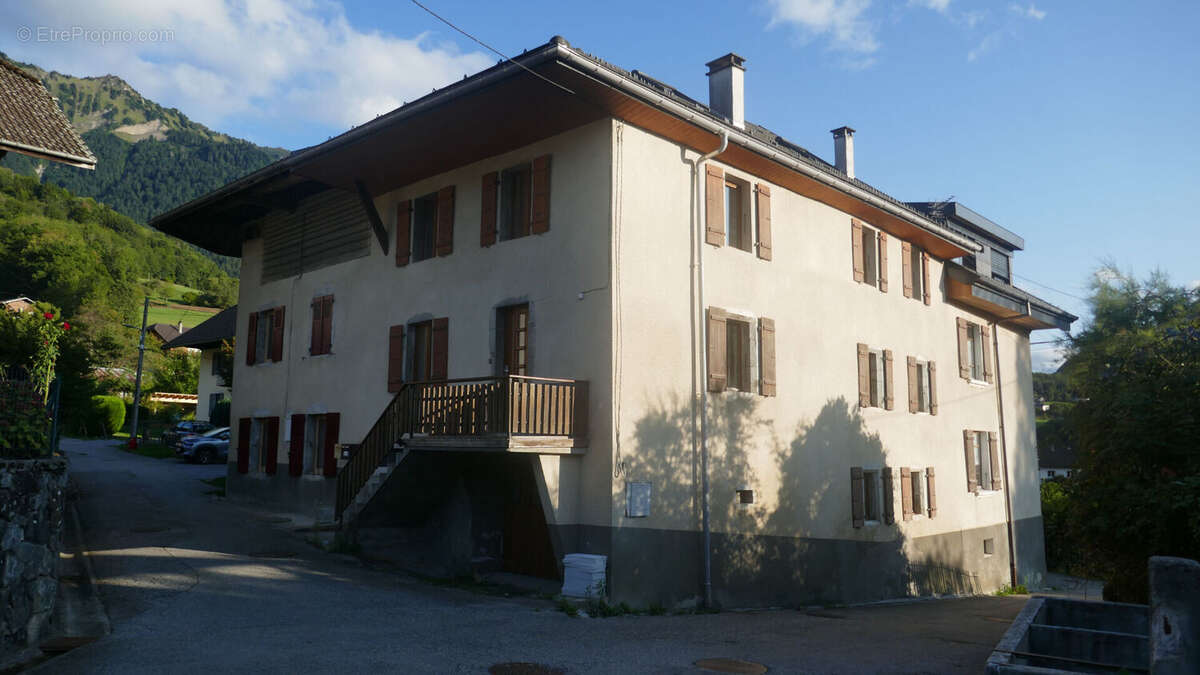 Maison à FAVERGES