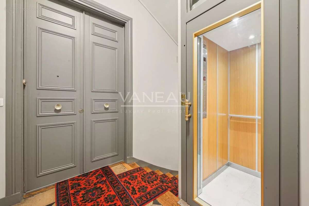 Appartement à PARIS-9E
