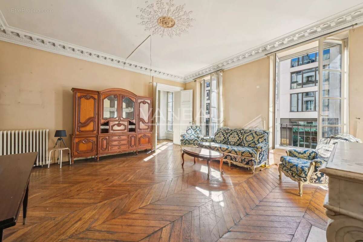 Appartement à PARIS-9E