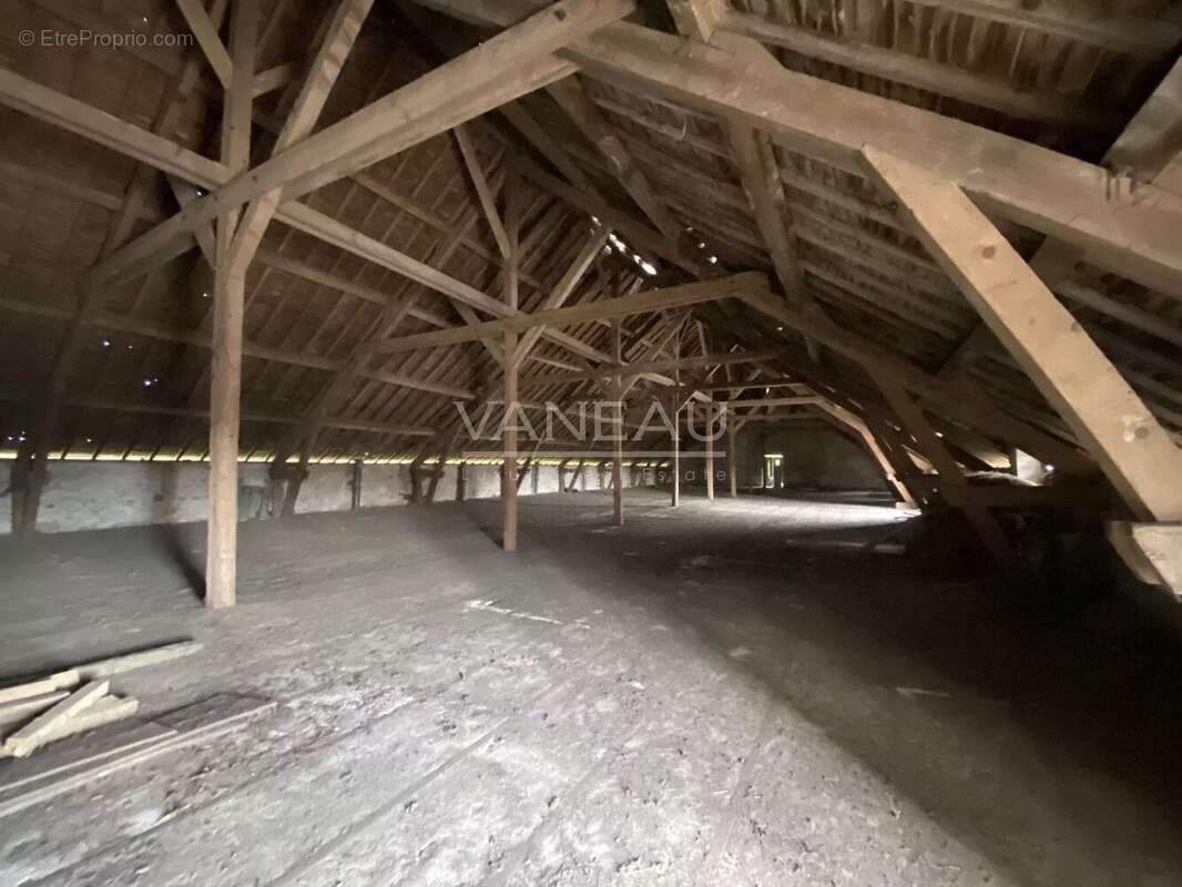 Maison à LA CHAPELLE-GAUTHIER