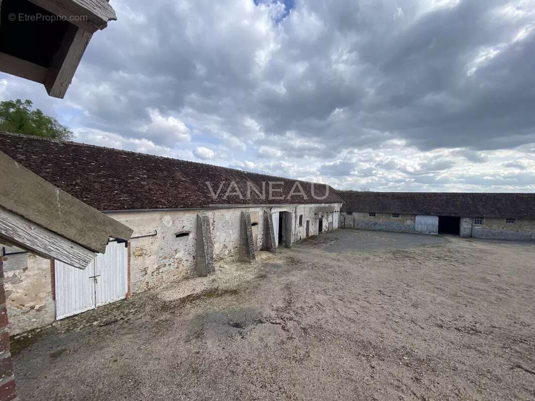 Maison à LA CHAPELLE-GAUTHIER