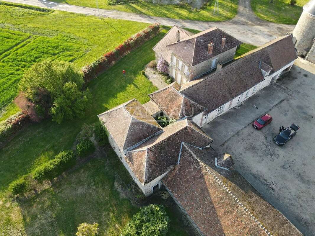 Maison à LA CHAPELLE-GAUTHIER
