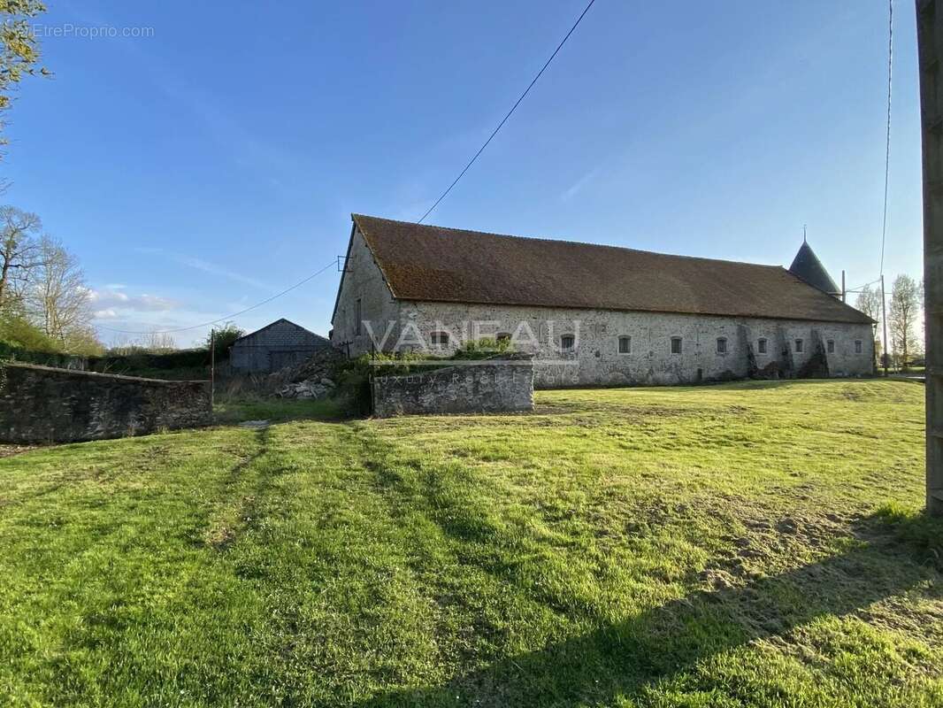 Maison à LA CHAPELLE-GAUTHIER