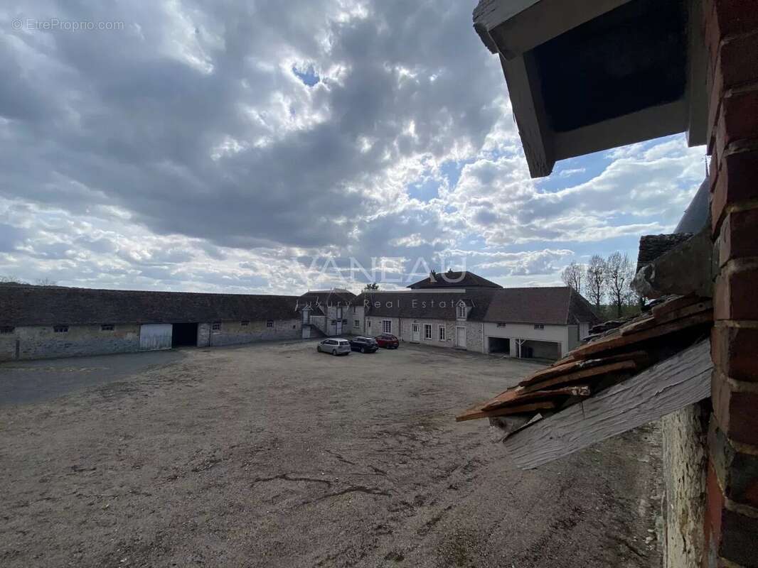 Maison à LA CHAPELLE-GAUTHIER