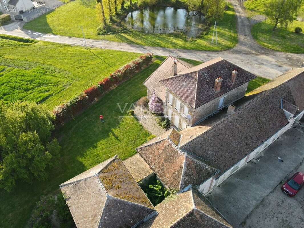 Maison à LA CHAPELLE-GAUTHIER