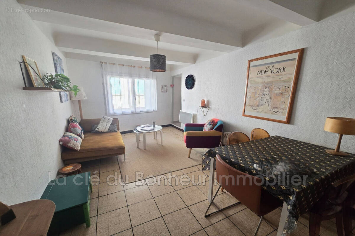 Maison à GREOUX-LES-BAINS